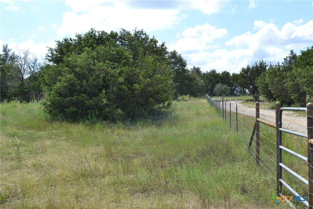 13.83 acres in Coryell County - photo 3