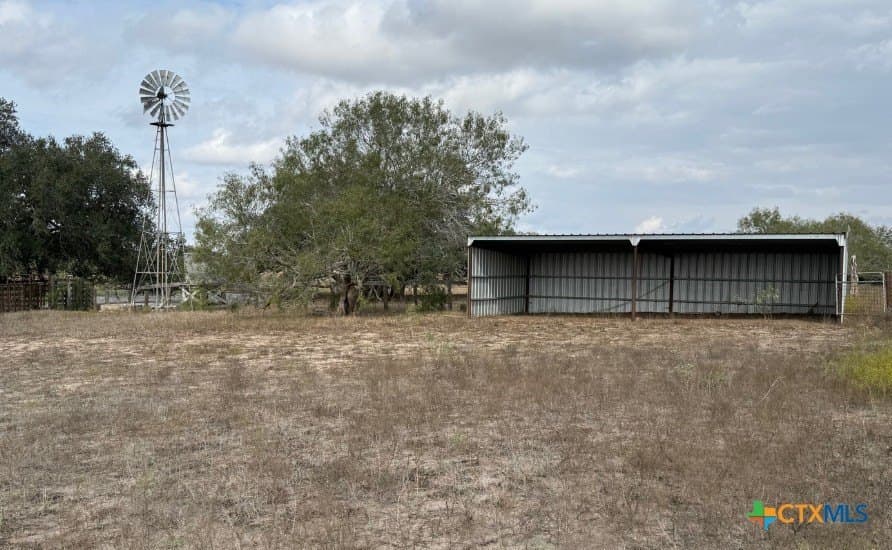 189.53 acres in Karnes County - photo 27
