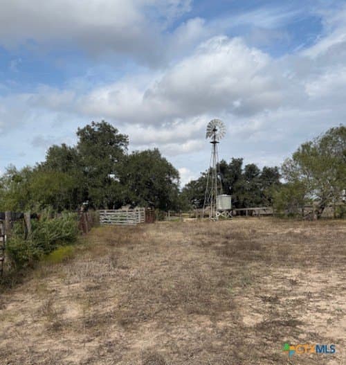 189.53 acres in Karnes County - photo 26