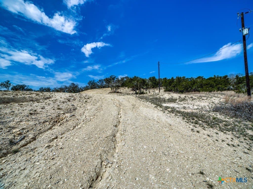 5.27 acres in Kendall County - photo 12