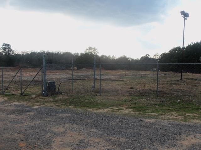 4.93 acres in Gregg County - photo 8