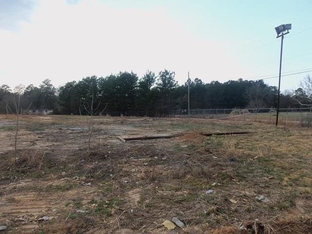 4.93 acres in Gregg County - photo 3