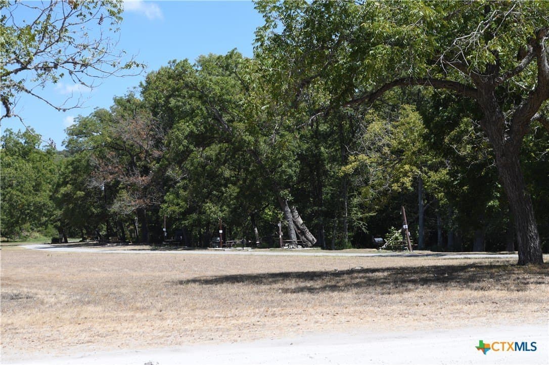 0.2 acres in Comal County - photo 12