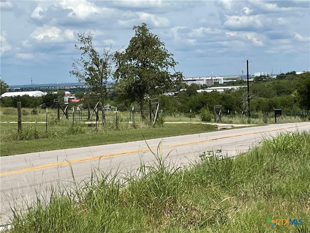 11.13 acres in Travis County - photo 2