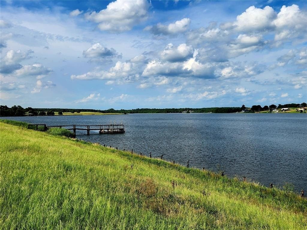1.02 acres in Henderson County - photo 27
