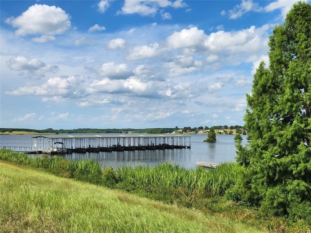 1.02 acres in Henderson County - photo 33