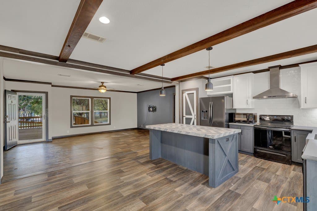 10.06 acres in Comal County - photo 35