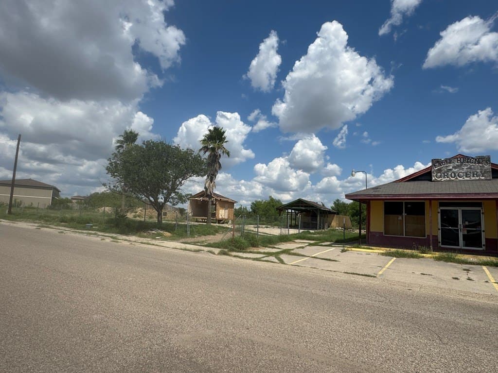 12,700 acres in Maverick County - photo 5