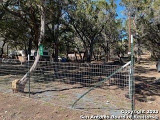 0.21 acres in Bandera County - photo 5