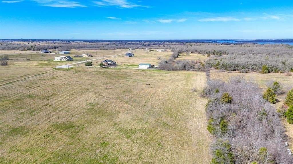 5.03 acres in Navarro County - photo 15