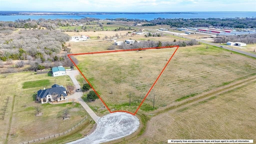 5.03 acres in Navarro County - photo 2