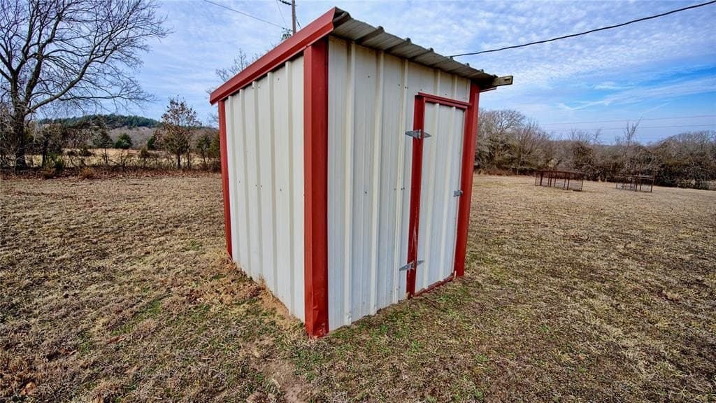 33.81 acres in Montague County - photo 6