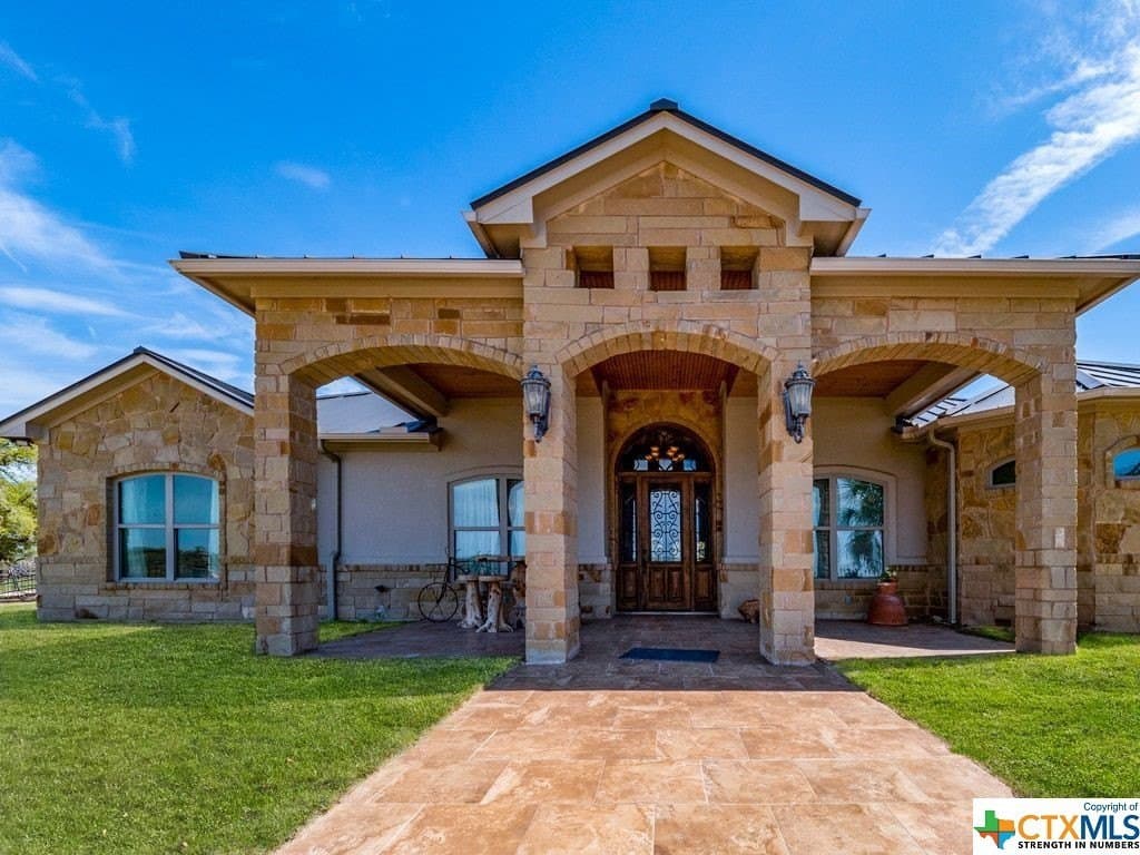 38.94 acres in Hays County - photo 6