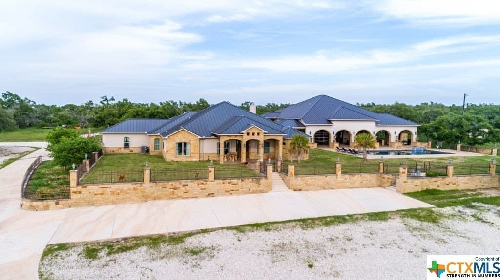 38.94 acres in Hays County - photo 3