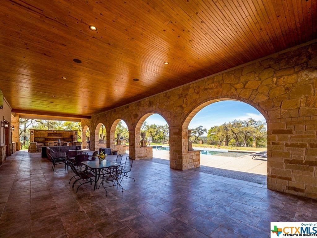 38.94 acres in Hays County - photo 9