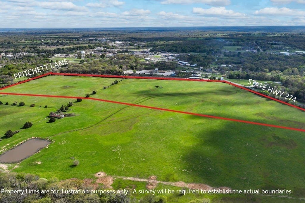 30.68 acres in Henderson County - photo 4