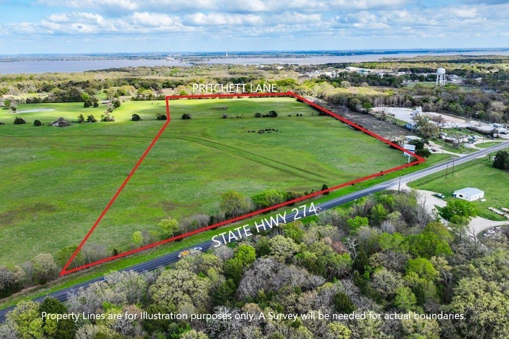 30.68 acres in Henderson County - photo 5
