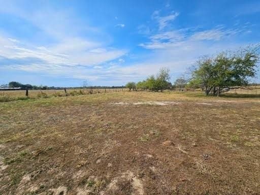 10 acres in Kaufman County - photo 13