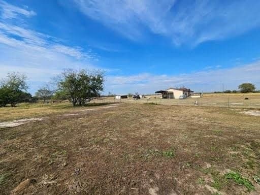 10 acres in Kaufman County - photo 24