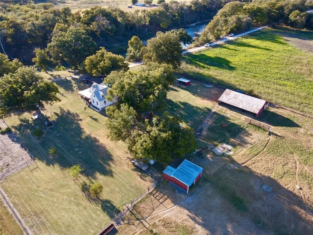 21.85 acres in Bosque County - photo 24