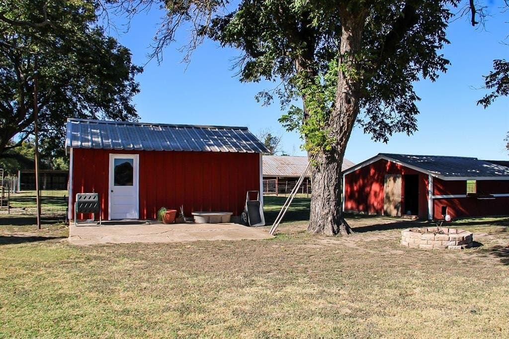 21.85 acres in Bosque County - photo 20