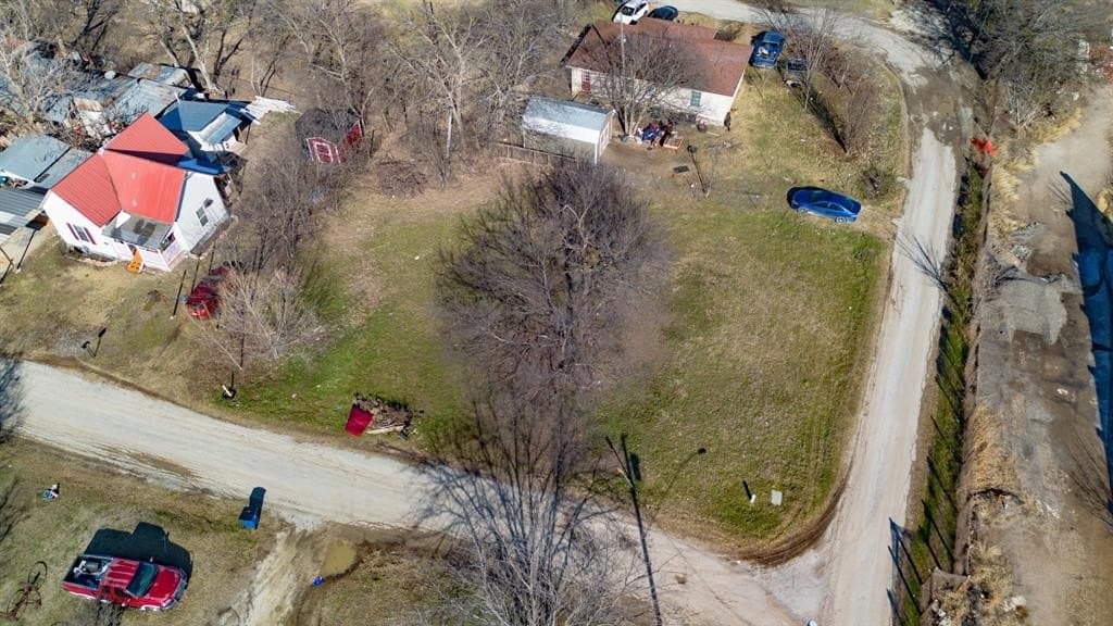 0.21 acres in Hill County - photo 7