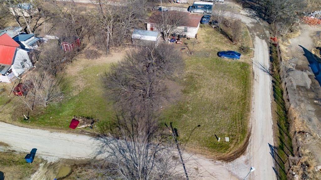 0.21 acres in Hill County - photo 2