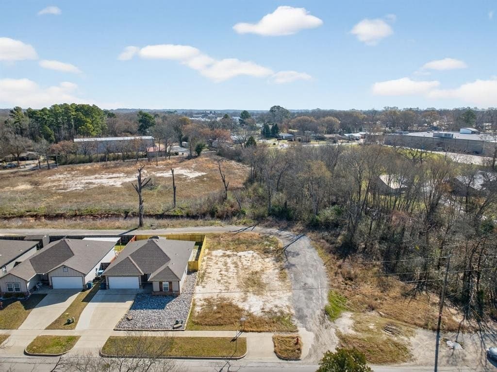 0.11 acres in Henderson County - photo 6