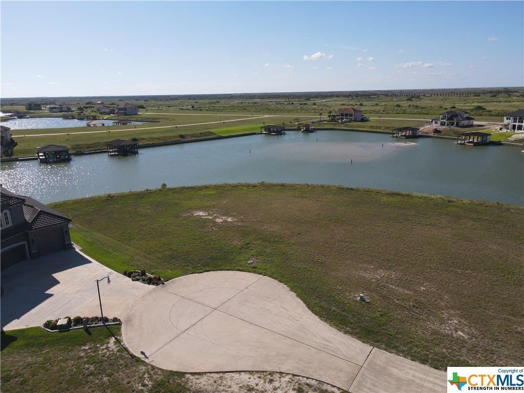 285 Blanc Court lot: 285