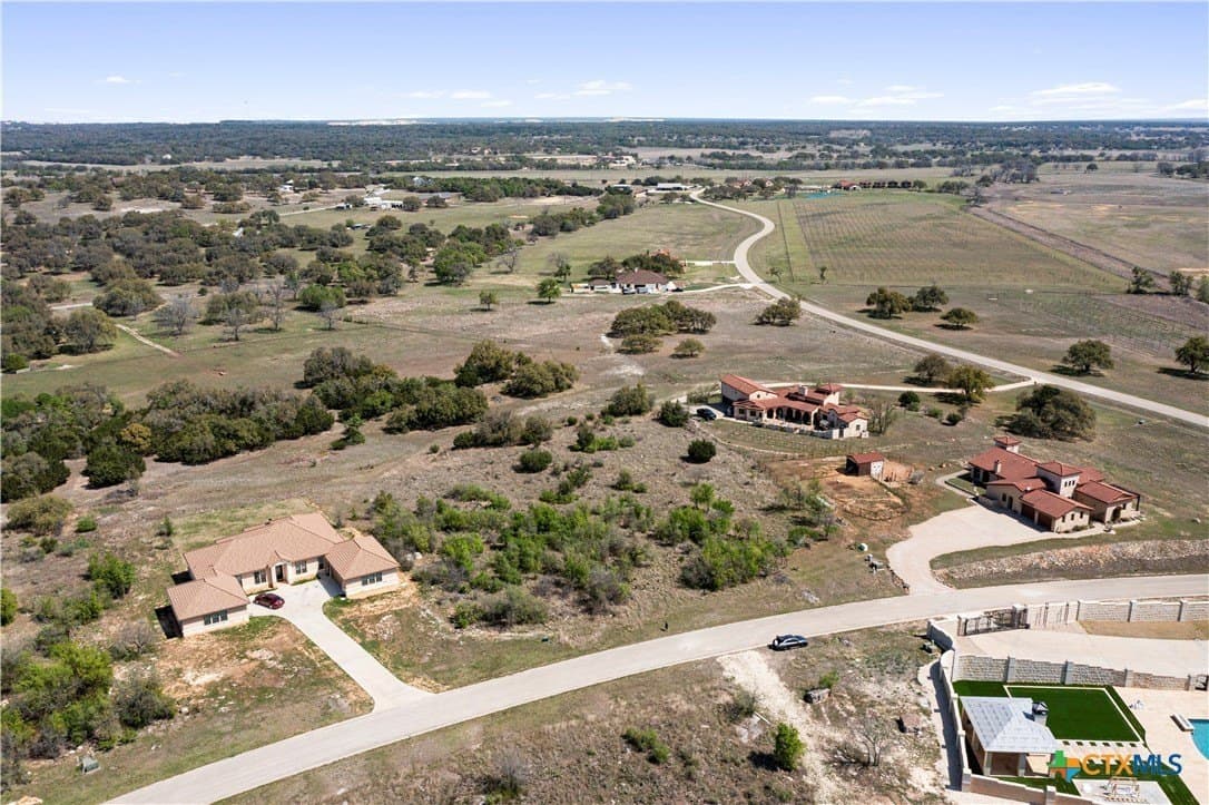 2.37 acres in Williamson County - photo 3