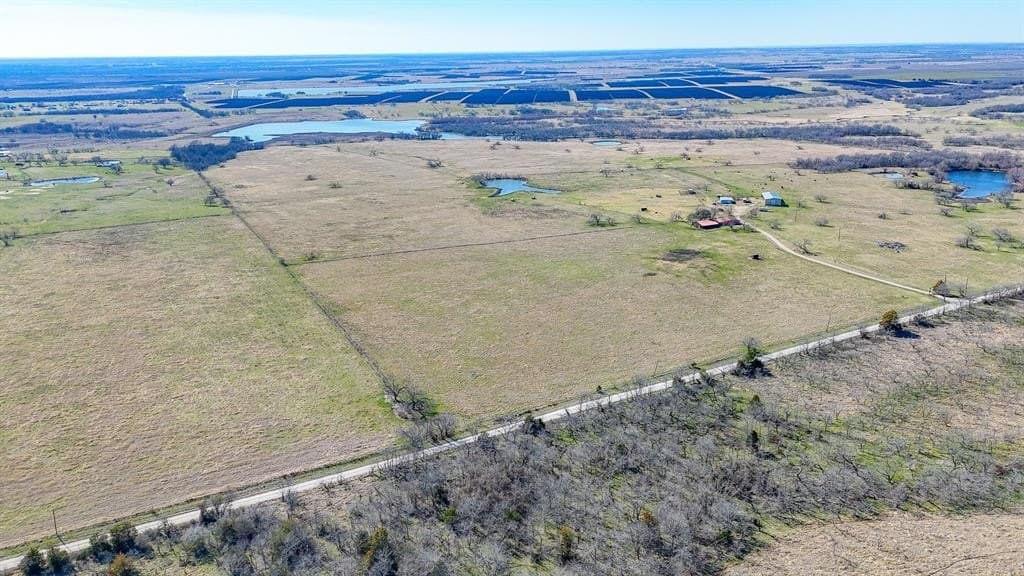 62.97 acres in Navarro County - photo 16