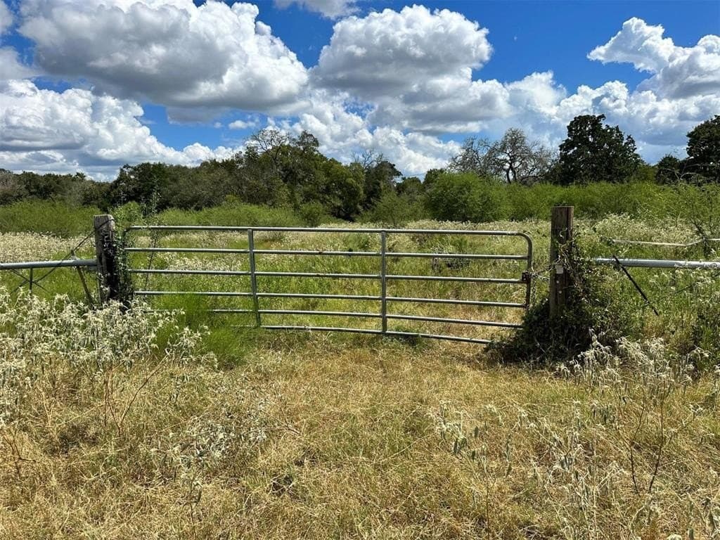 22 acres in Lavaca County - photo 18