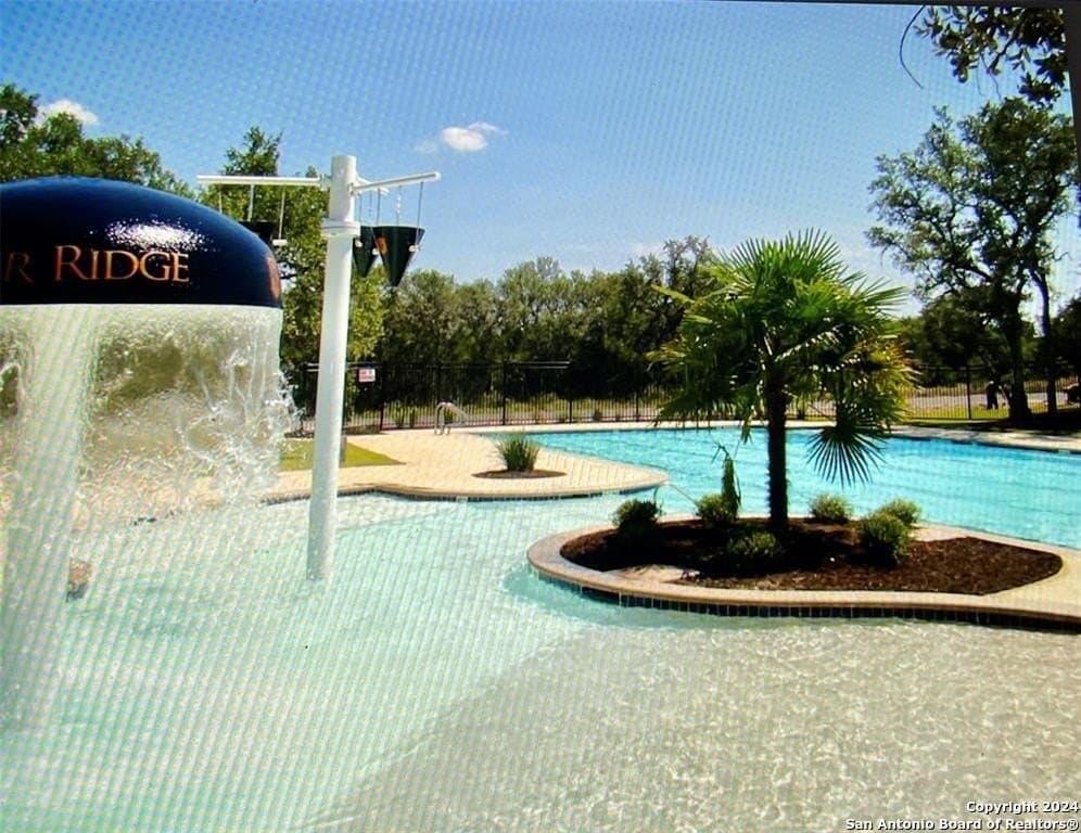 1.01 acres in Comal County - photo 10