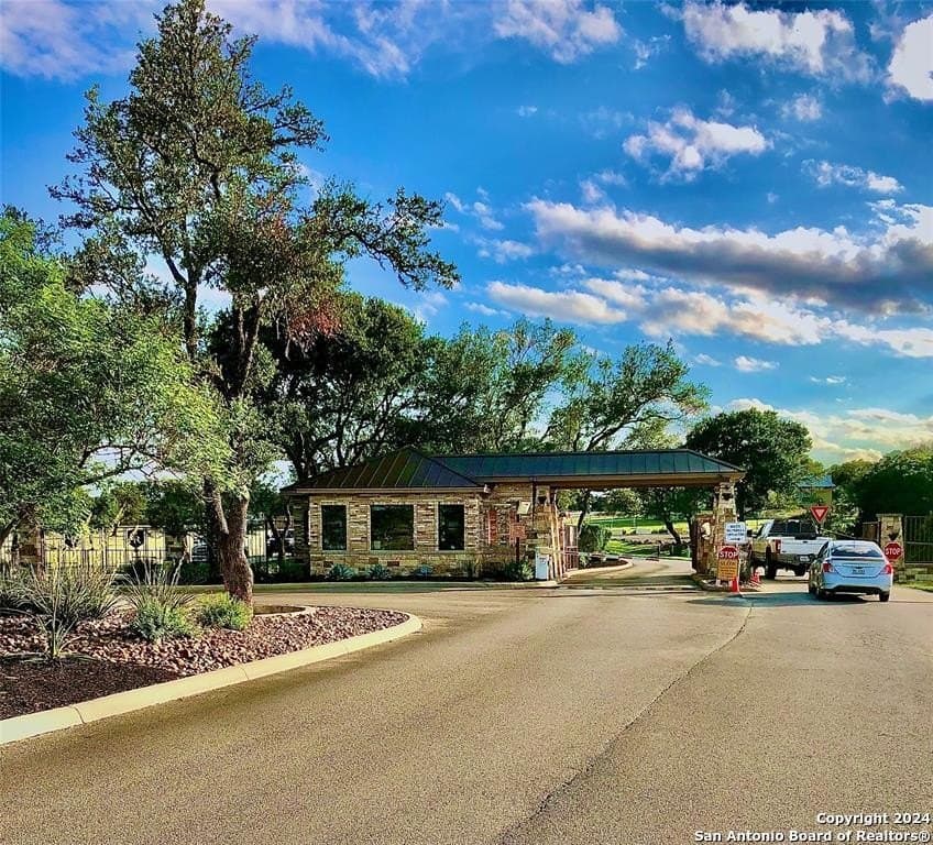 1.01 acres in Comal County - photo 2