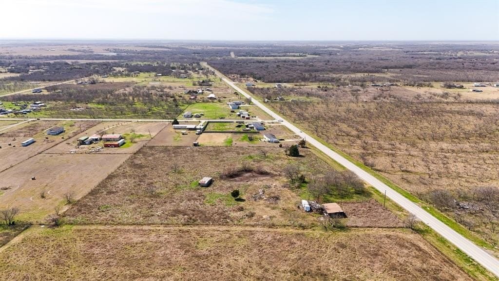 5.66 acres in Navarro County - photo 6