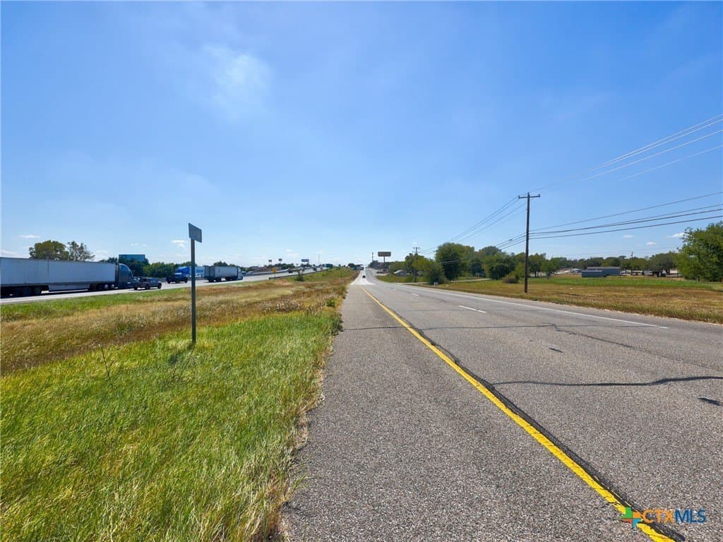 0.48 acres in Williamson County - photo 14