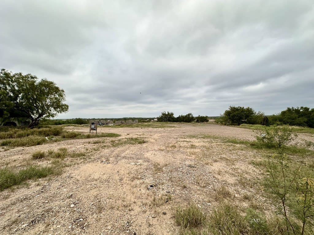 73,161 acres in Maverick County - photo 20