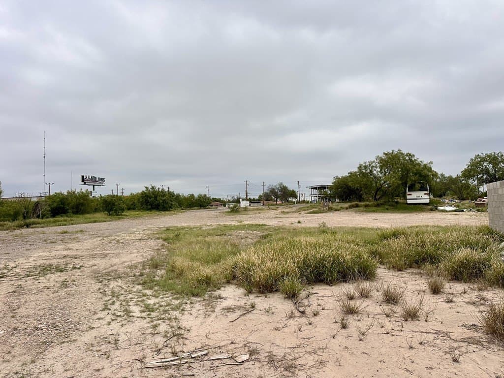 73,161 acres in Maverick County - photo 15