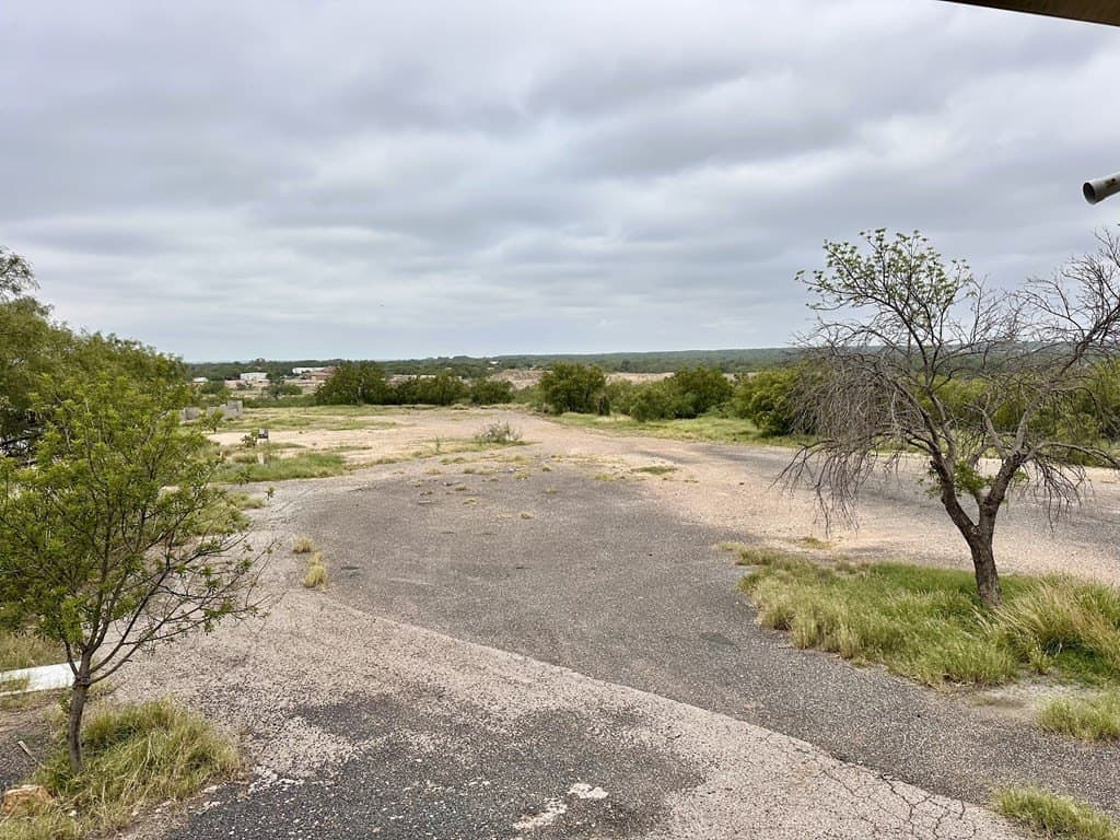 73,161 acres in Maverick County - photo 12