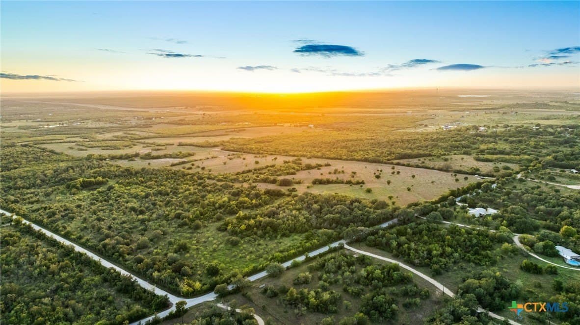 109.53 acres in Caldwell County - photo 3