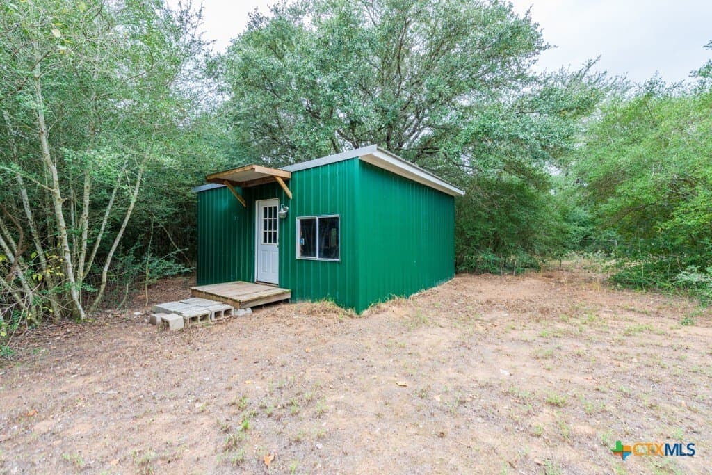 10.93 acres in Gonzales County - photo 21