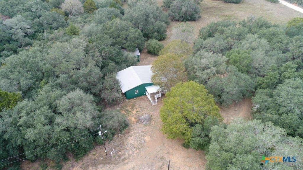 10.93 acres in Gonzales County - photo 4