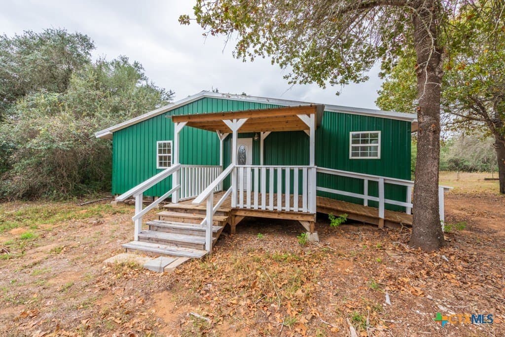 10.93 acres in Gonzales County - photo 8
