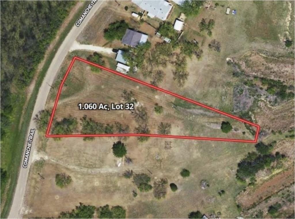 852 Comanche Trail
