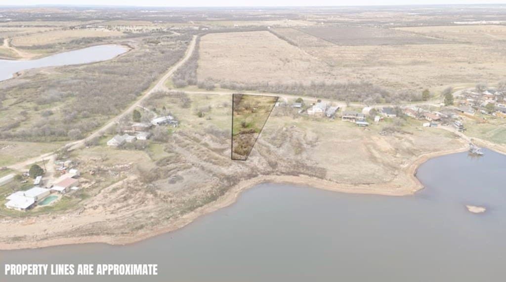 1.06 acres in Jones County - photo 5