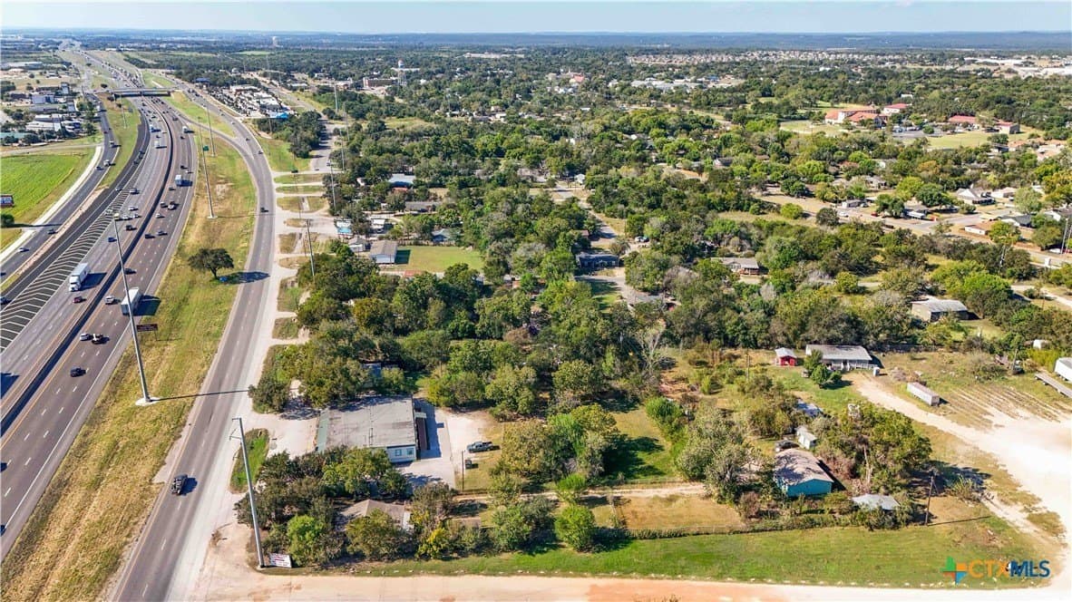 0.27 acres in Hays County - photo 6