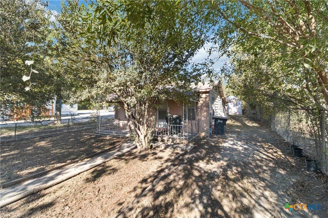 0.27 acres in Hays County - photo 15