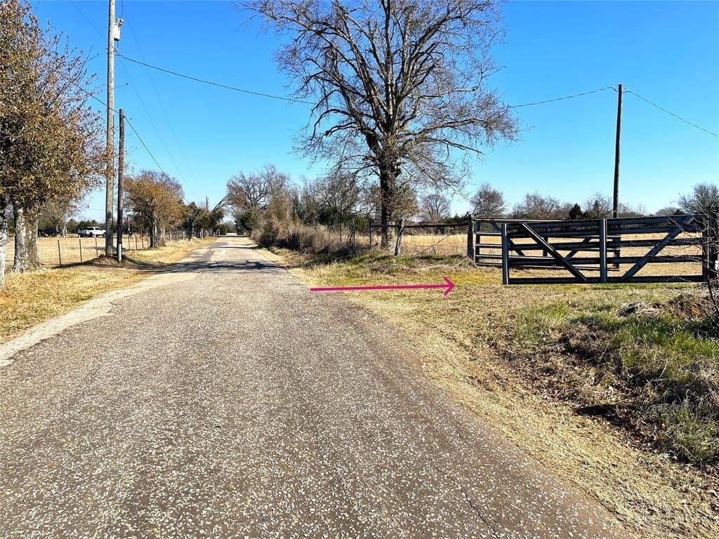 11.2 acres in Freestone County - photo 4