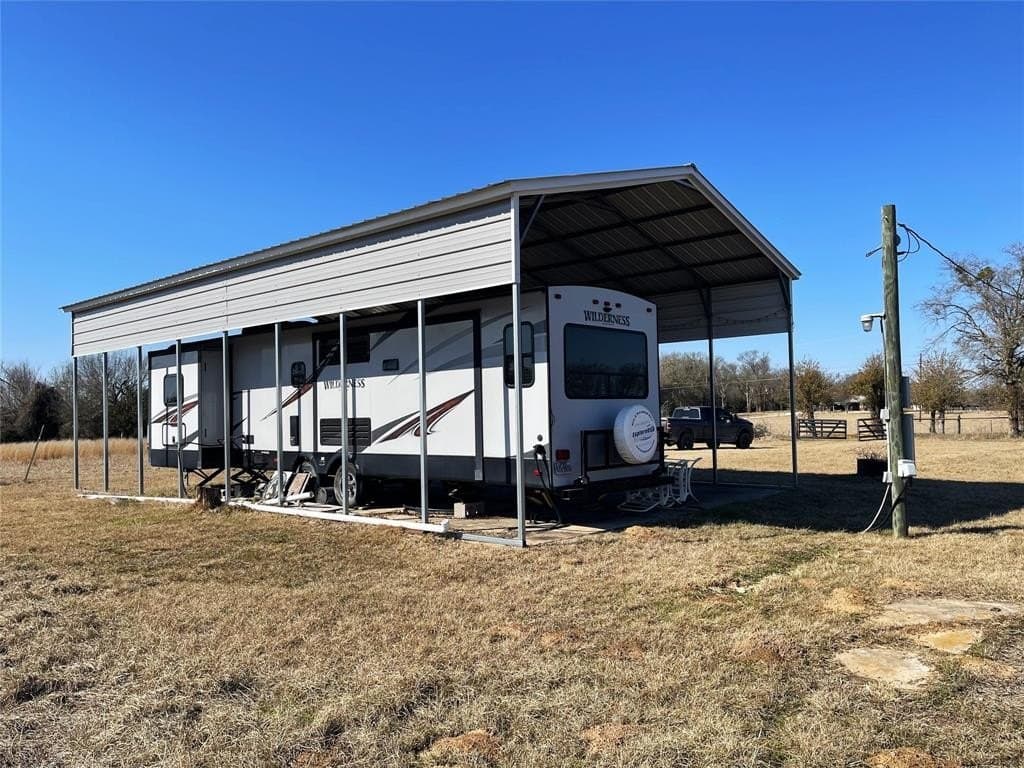 11.2 acres in Freestone County - photo 5