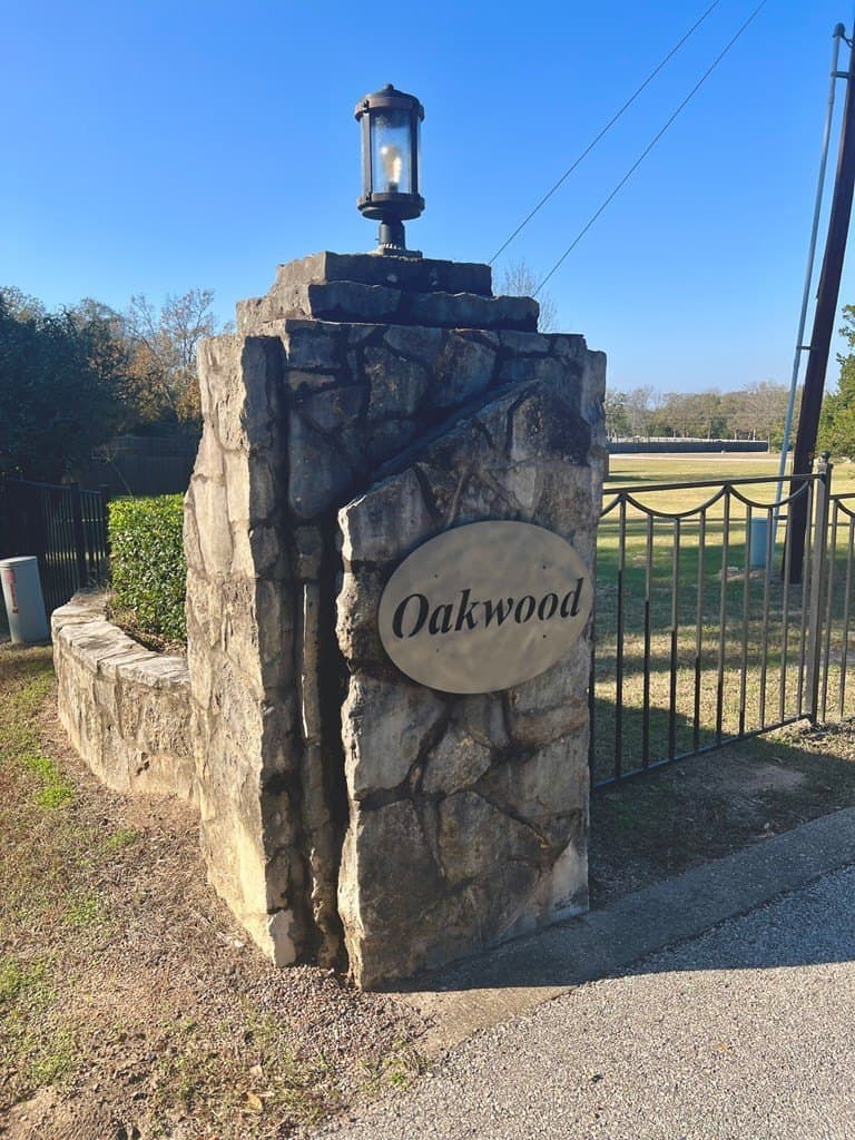0.53 acres in Henderson County - photo 12